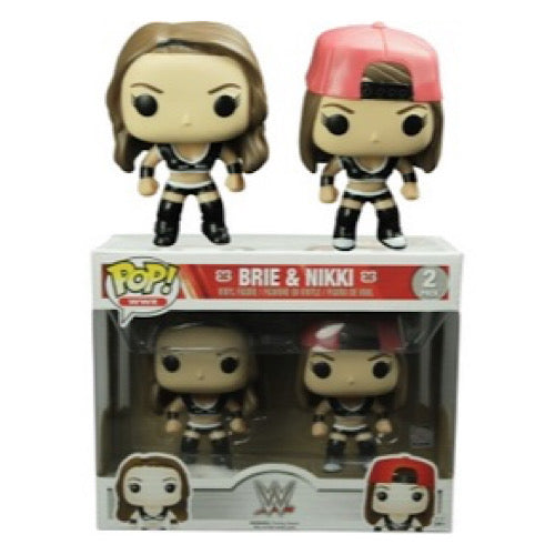 Brie & Nikki, 2 Pack, WWE Exclusive, (Condition 7.5/10) - Smeye World