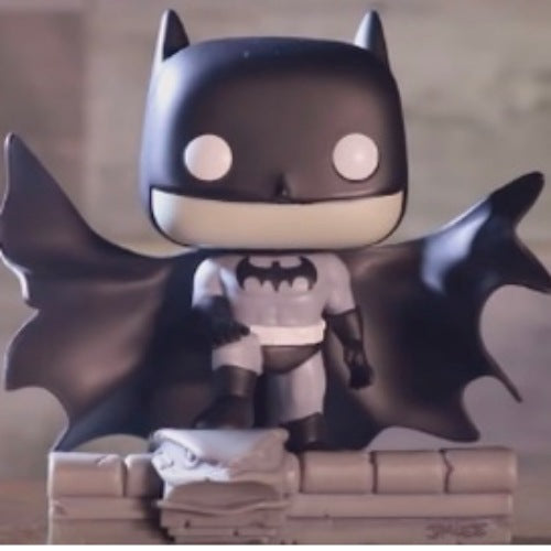 Batman (Hush) (Black & White), (oversized), GameStop Exclusive, #239, (Condition 6.5/10)