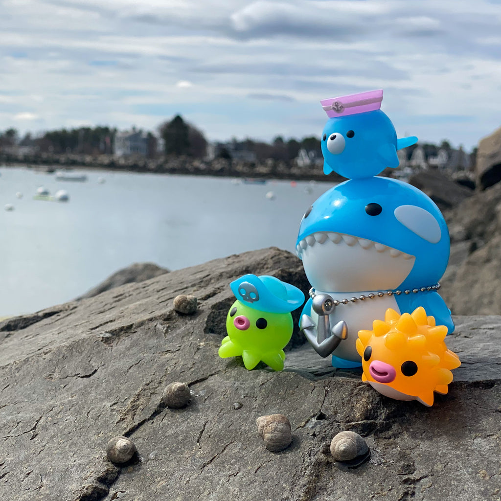 Orca & Friends Blue GitD Martian Toys X Kaze Studio